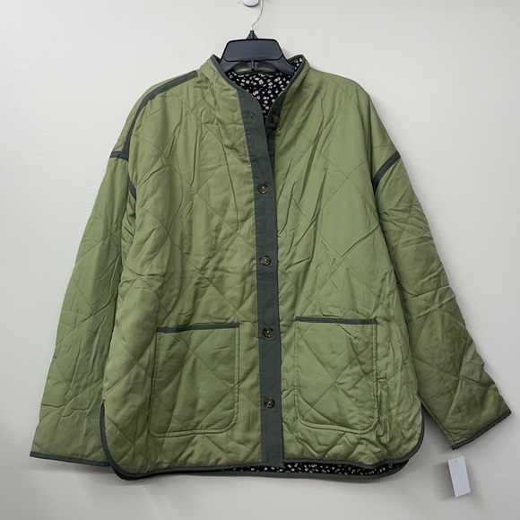 Blank NYC Jackets & Blazers - NWT BLANKNYC Reversible Quilted Jacket Olive Green Black Floral Oversized XL